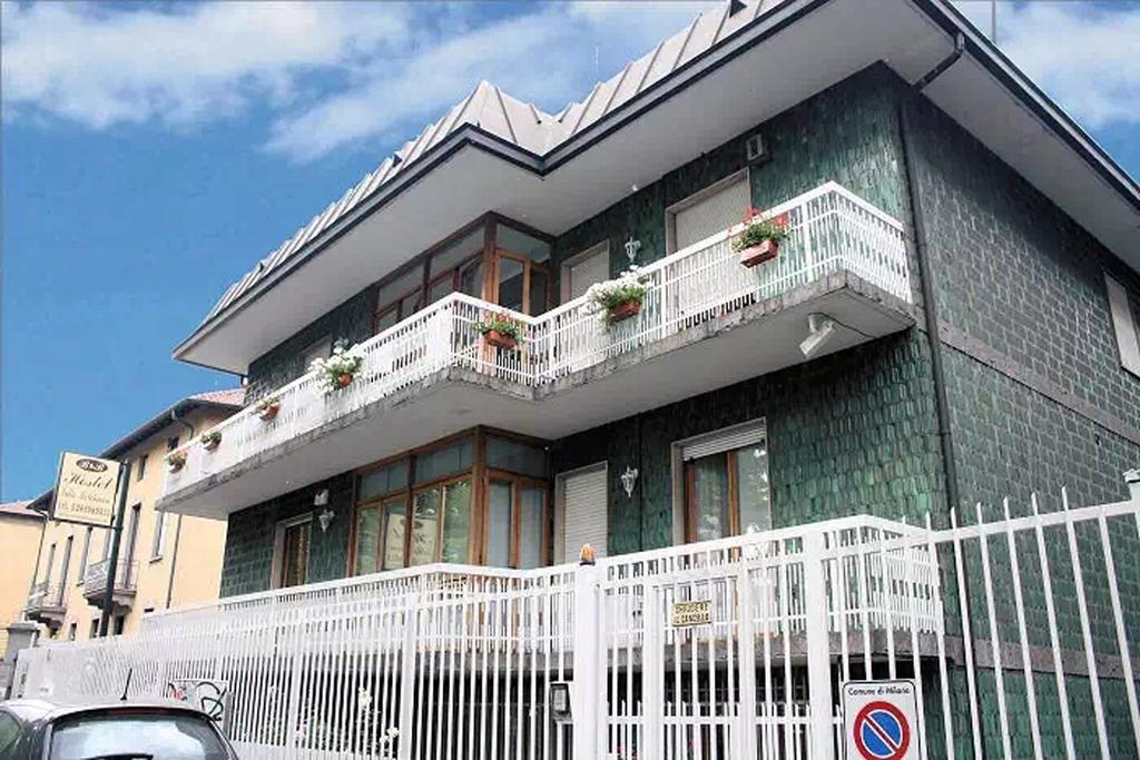 Villamelchiorre 1 Милано Екстериор снимка